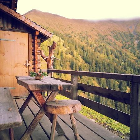 The Blue Eye Bed and Breakfast Vuthaj Eksteriør billede